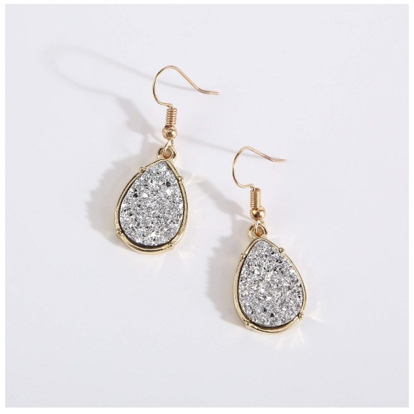 • NEW! Teardrop Druzy Earrings • - Picture 7 of 8
